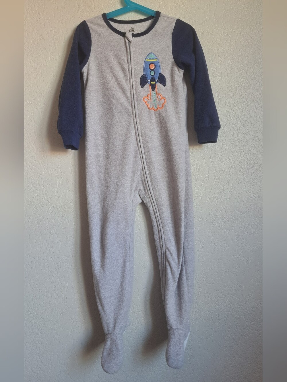 Kids Headquarters Boys Gray Rocket Ship Longsleeve Footie Size 4T